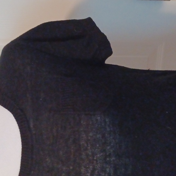 💙🌺 Banana Republic Black T-Shirt With Small Pocket - Picture 5 of 10